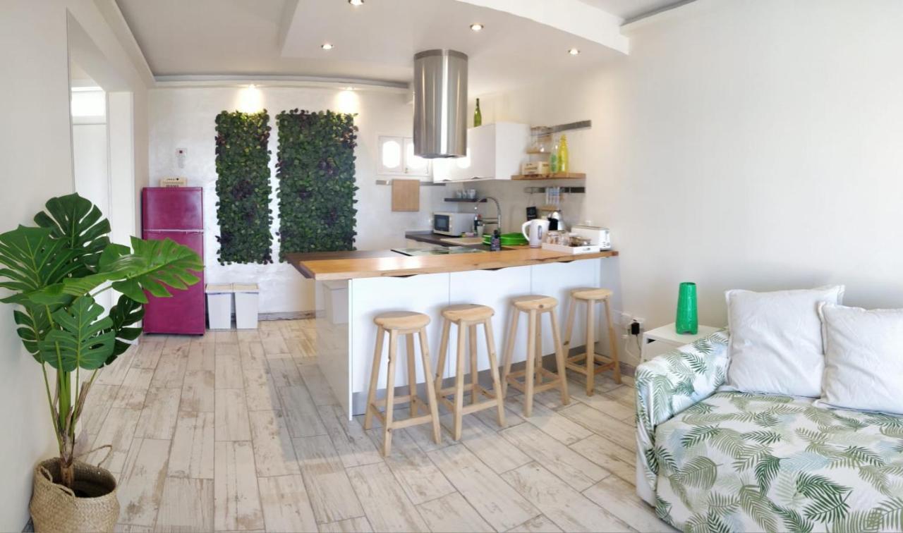 New Deluxe Stunned Seaview 2 Bed Apt アデヘ エクステリア 写真