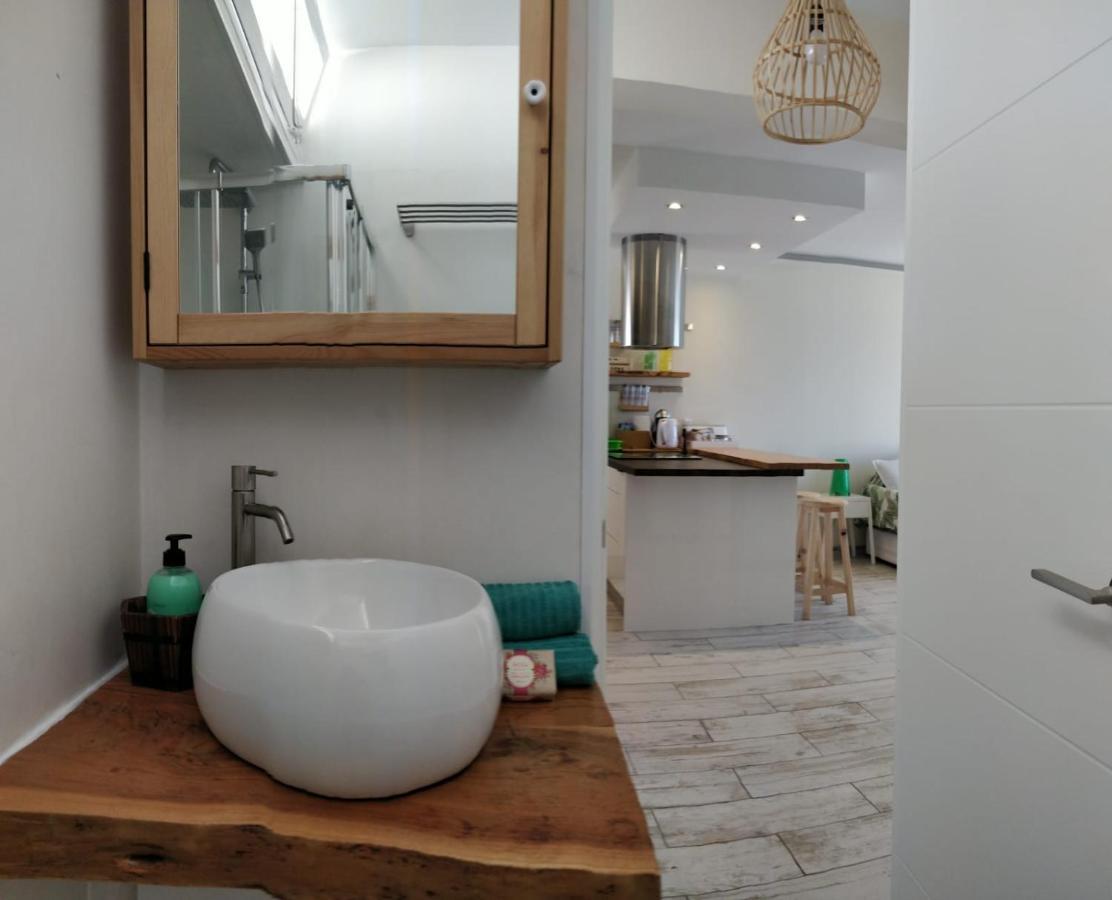 New Deluxe Stunned Seaview 2 Bed Apt アデヘ エクステリア 写真