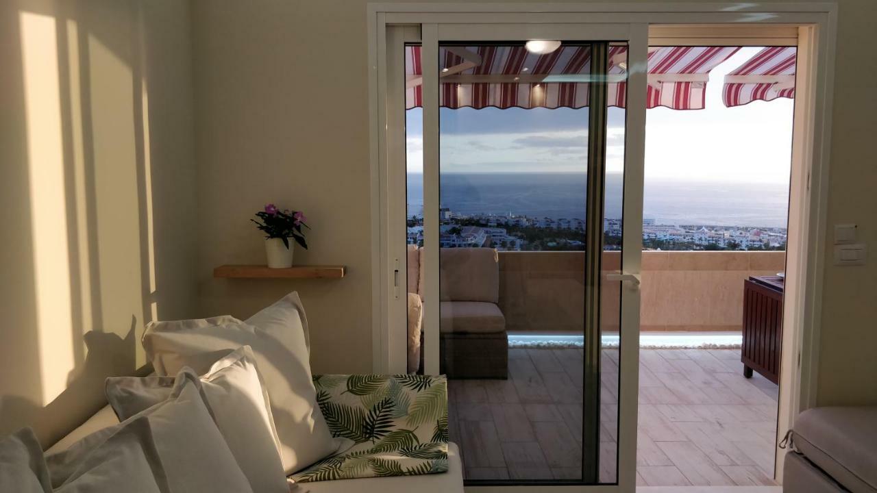 New Deluxe Stunned Seaview 2 Bed Apt アデヘ エクステリア 写真